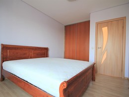 Nuomojamas butas Partizanų g. 27E, Dainavoje, Kaune, 77 kv.m ploto, 3 kambariai
