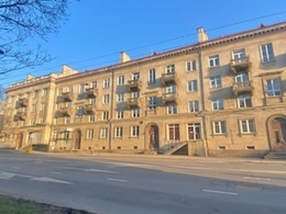 Parduodamas butas J. Basanavičiaus g. 30, Naujamiestyje, Vilniuje, 96.21 kv.m ploto, 4 kambariai
