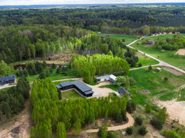 Parduodamas namas Paraisčių k., 180.15 kv.m ploto, 1 aukštai